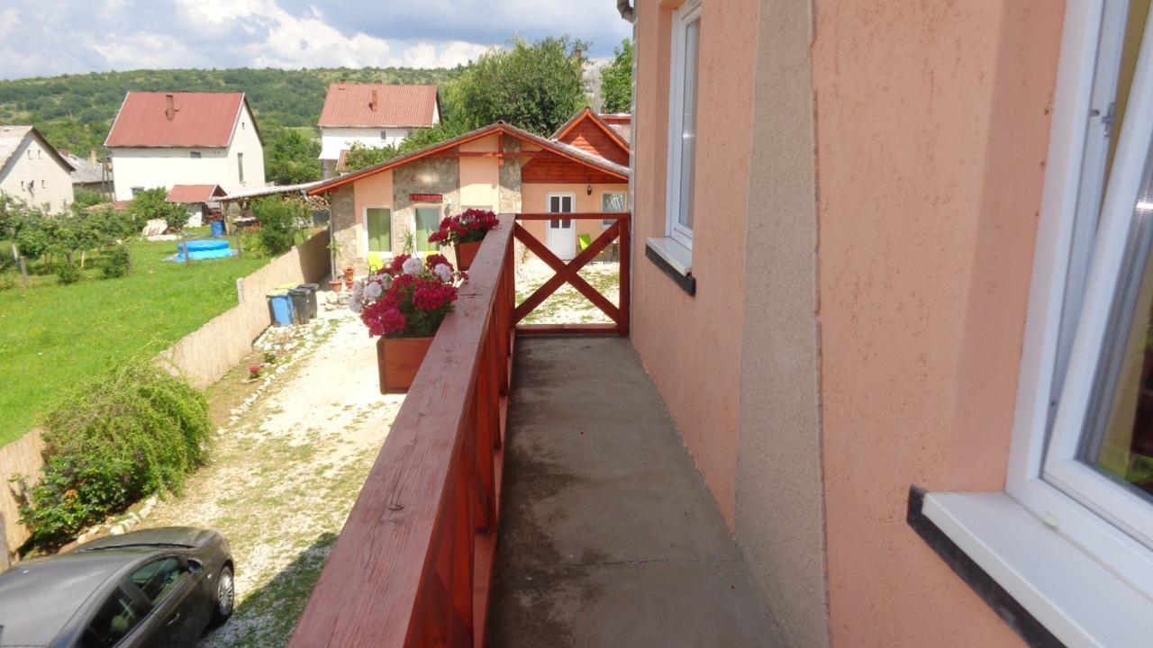 Katica Vendeghaz Hotel Aggtelek Exterior photo