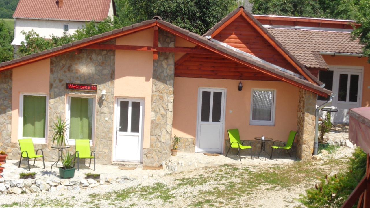 Katica Vendeghaz Hotel Aggtelek Exterior photo