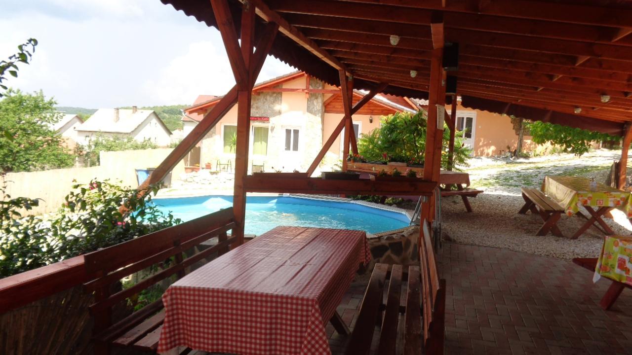 Katica Vendeghaz Hotel Aggtelek Exterior photo